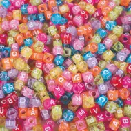 PlayBox: Set di perline trasparenti con lettere e numeri colorati da 1000 pezzi