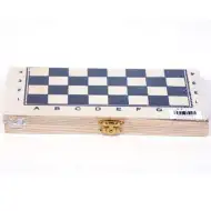 Scacchi in legno, con scacchiera pieghevole da 21x21 cm e pezzi in plastica.