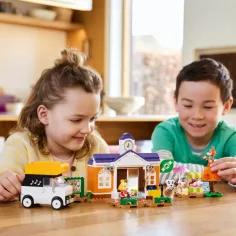 LEGO® Animal Crossing™: il concerto di K.K. nella piazza (77052) immagine 4