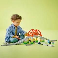 LEGO® DUPLO®: Set di accessori per ponte ferroviario e binari (10426) immagine 4