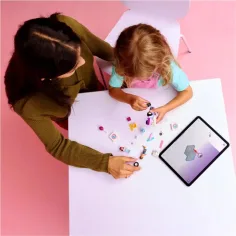 LEGO® Friends: Auto per il trasporto della torta unicorno (42675) immagine 5