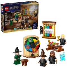 LEGO® Harry Potter: Castello di Hogwarts™: La cerimonia di selezione del Cappello Parlante (76460) immagine 1