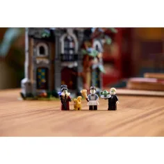 LEGO® Icons: Residenza del sindaco (11383) immagine 5