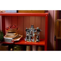 LEGO® Icons: Residenza del sindaco (11383) immagine 7