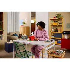 LEGO® Ideas: Peanuts: Casa per cani di Snoopy (21368) immagine 9