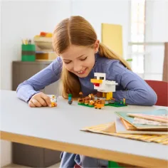 LEGO® Minecraft: Fattoria di Polli (21585) immagine 4
