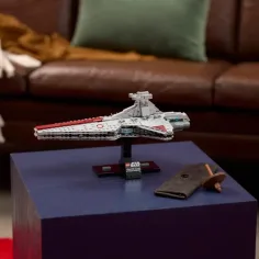 LEGO® Star Wars™: Incrociatore d’attacco classe Venator (75441) immagine 3