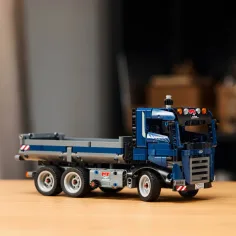 LEGO® Technic: Camion con ribaltabile (42203) immagine 5
