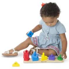 Torre di costruzione formante in legno per lo sviluppo delle abilità - Melissa & Doug immagine 3