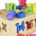 Beilaluna: Carrozza trainabile in legno con forme e numeri
