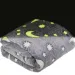 Buddy&amp;Barney: Coperta che si illumina al buio con motivo galassia 152x127cm