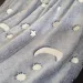 Buddy&amp;Barney: Coperta che si illumina al buio con motivo galassia 152x127cm