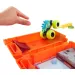 Hot Wheels Monster Trucks: Set di gioco con tanica di benzina - Mattel