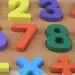 Numeri colorati gioco di incastro in legno 30x22cm