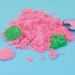 PlayBox: Sabbia modellabile rosa in secchio da 1 kg