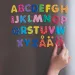PlayBox: Set di 60 lettere colorate magnetiche