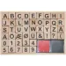 PlayBox: Set di timbri in legno con numeri e lettere, con tampone di inchiostro