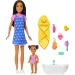 Set di gioco Barbie babysitter con bambola in abito con cuoricini - Mattel